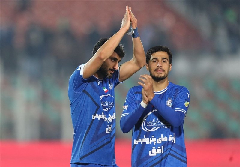 سپاهان به دنبال ستاره استقلال