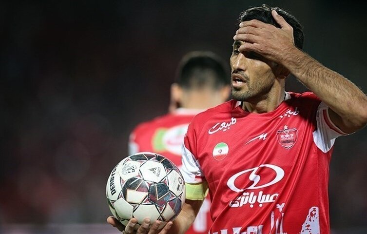 پادرمیانی یک پرسپولیسی برای وحید امیری