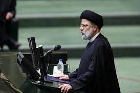 رئیسی راهی مجلس می شود