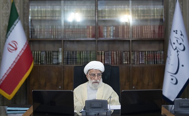 آیت الله جنتی: برای حل مشکلات کشور بن بست وجود ندارد 