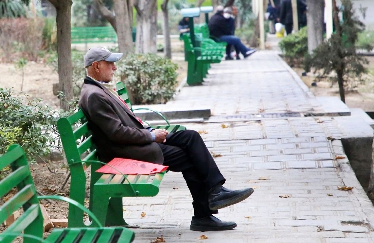 چرا معوقات بازنشستگان پرداخت نمیشود؟