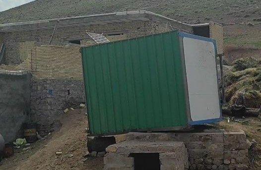 اتفاق هولناک در یک مدرسه در مراغه/ یک معلم و 5 دانش آموز راهی بیمارستان شدند 