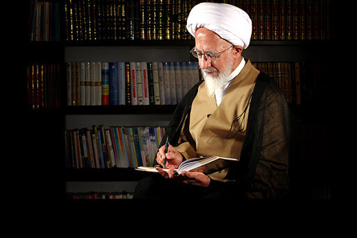  ما هرگز در را به روی خود نمی بندیم، ما با کسی قهر نیستیم و با همه کشورها تعامل می کنیم