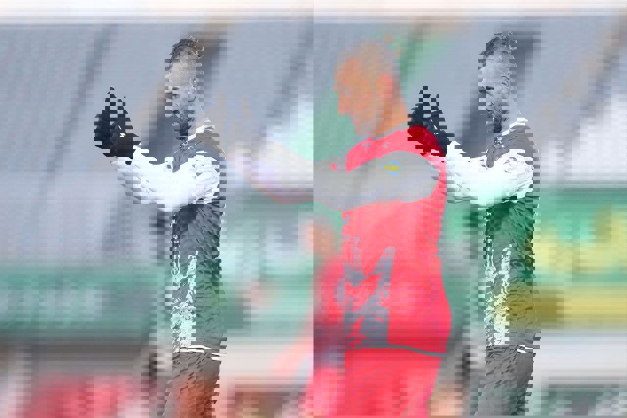سردار دورسون در پرسپولیس ماندنی شد