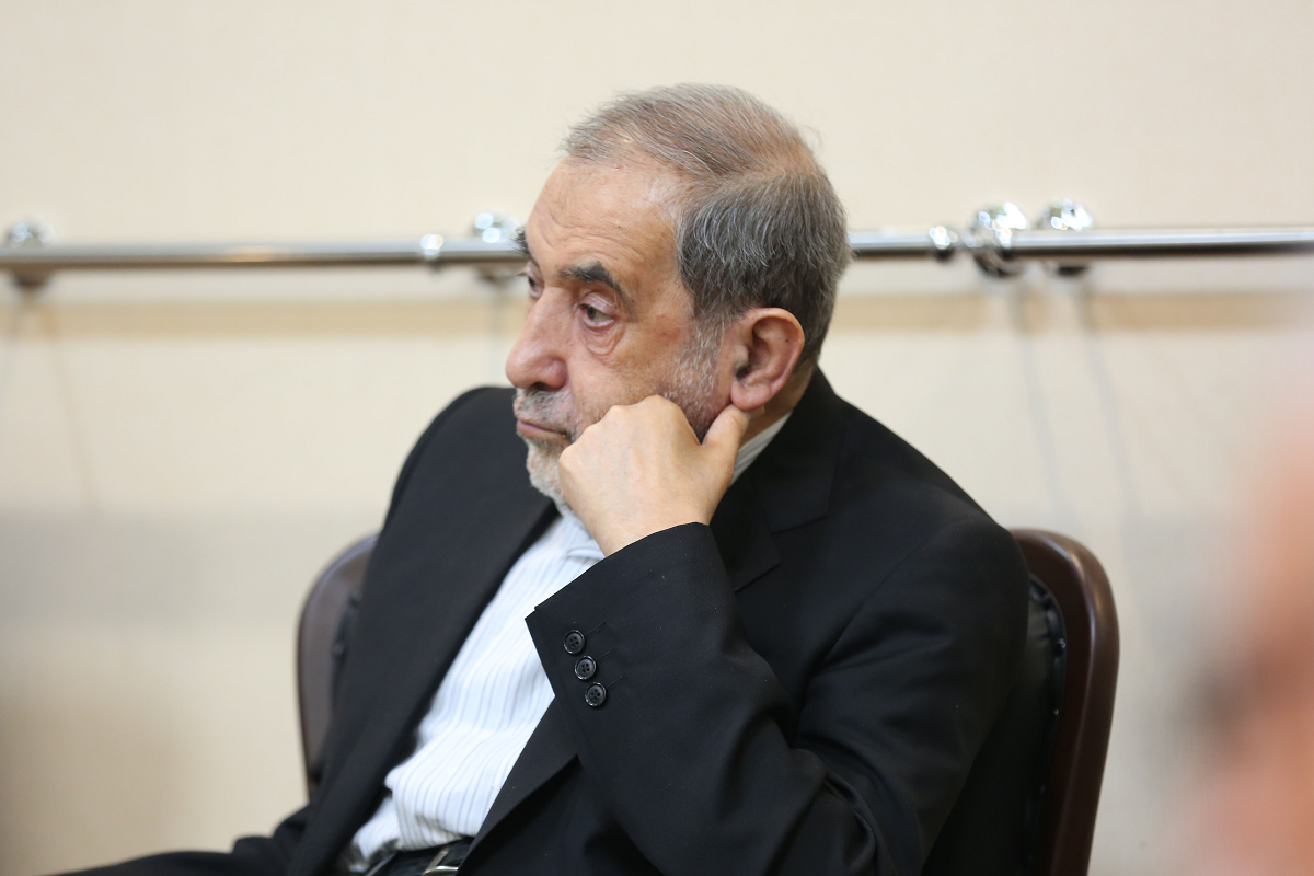 هشدار ولایتی به مسئولان: روش‌های منقضی پاسخگوی جامعه نیست