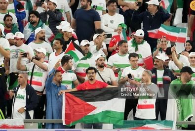 هواداران تیم فوتبال فلسطین در دیدار مقابل ایران