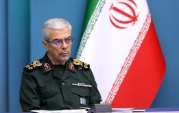 عکس پربازدید از مزار سردار محمد باقری و برادرش