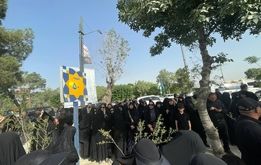 آرامگاه ابدی سردار امیرعلی حاجی زاده را ببینید