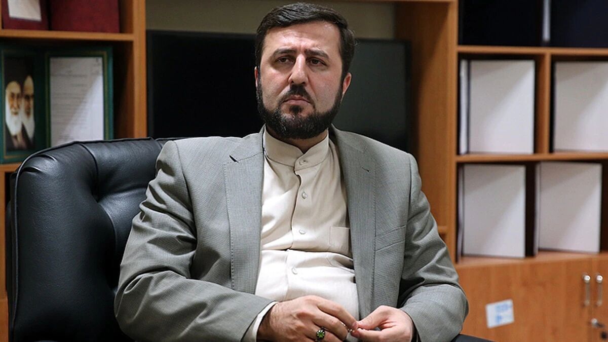روایت غریب‌آبادی از مذاکرات رم