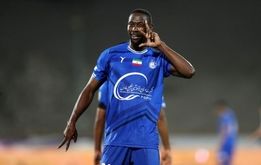 مهاجم استقلال در راه ازبکستان