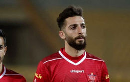 عذرخواهی مهاجم پرسپولیسی از مدافع استقلال
