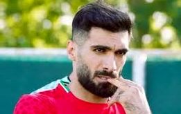 خبر فوری ؛ عارف آقاسی از  استقلال به پرسپولیس رفت

