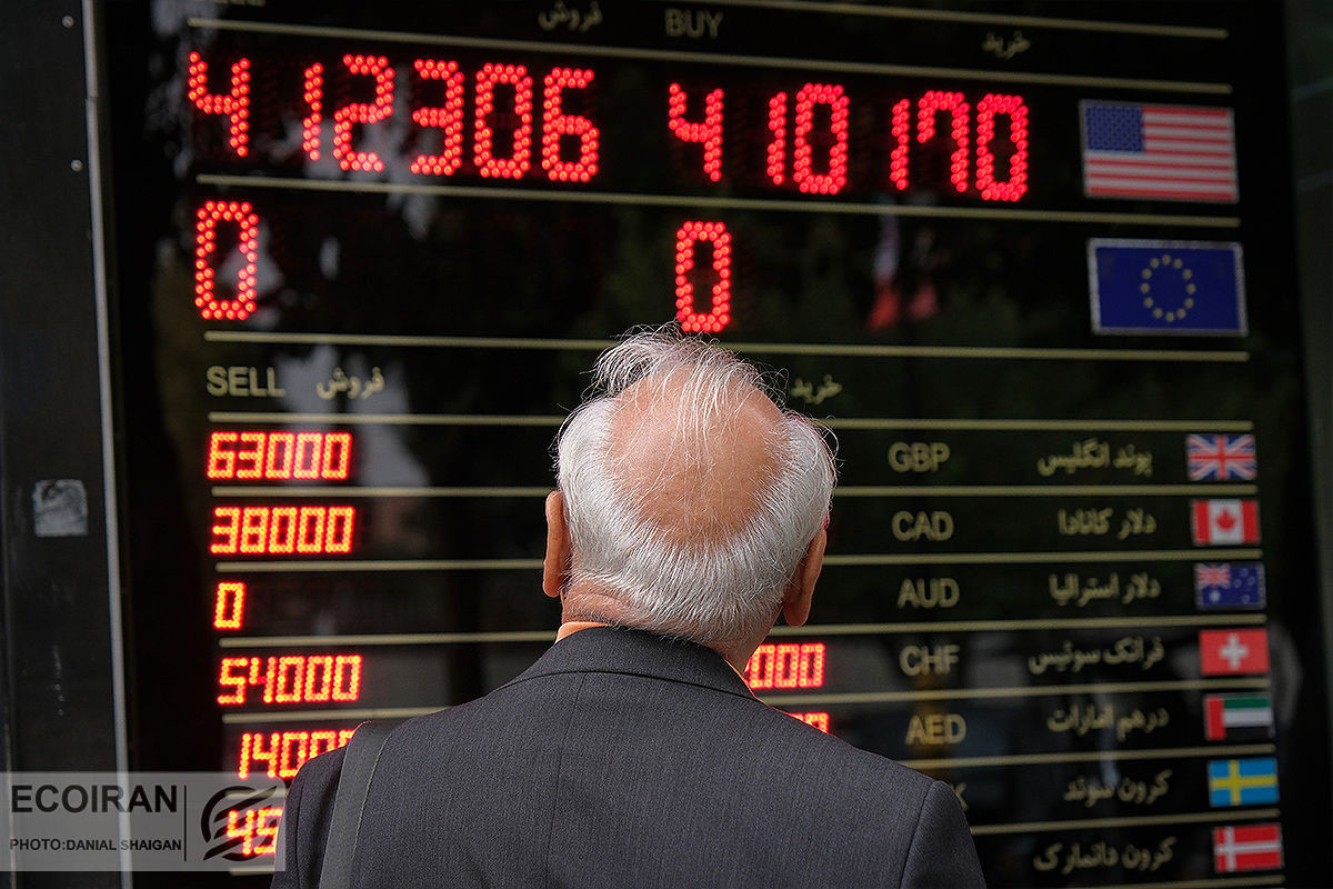 دلار در راه برگشت درجا زد