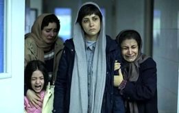 استایل خاص پریناز ایزدیار در اکران «زن و بچه» +عکس