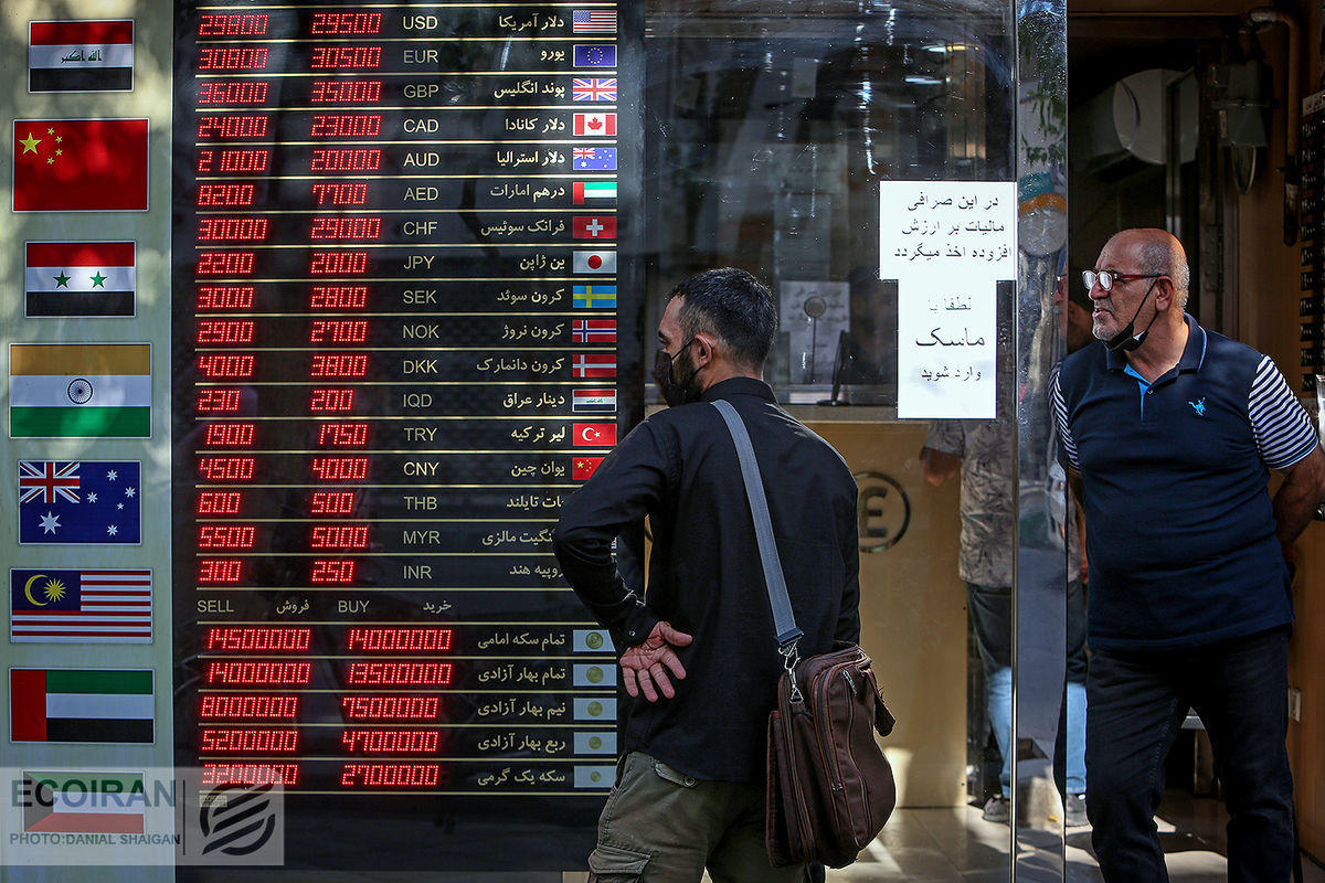 دلار انتخاباتی شد