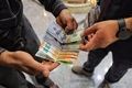 استانبول ترمز قیمت دلار تهران را کشید؛ قیمت دلار امروز پنجشنبه ۲ مرداد ۱۴۰۴