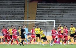 کری سنگین سپاهان برای پرسپولیس+عکس