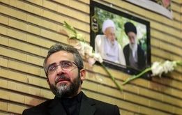 زندگینامه: علی باقری‌